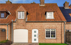 3 Bedroom Pet Friendly Home In Bredene